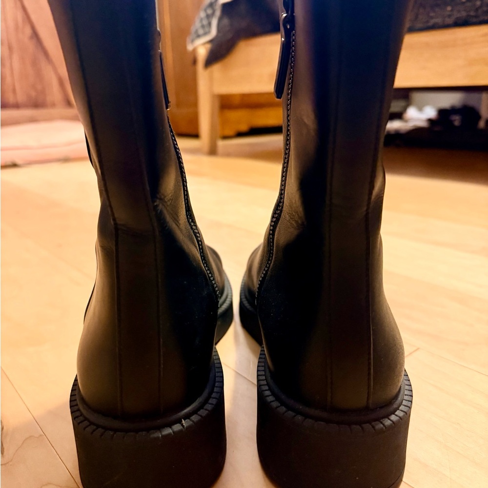 Vince Chelsea Boot - Picture 5 of 7